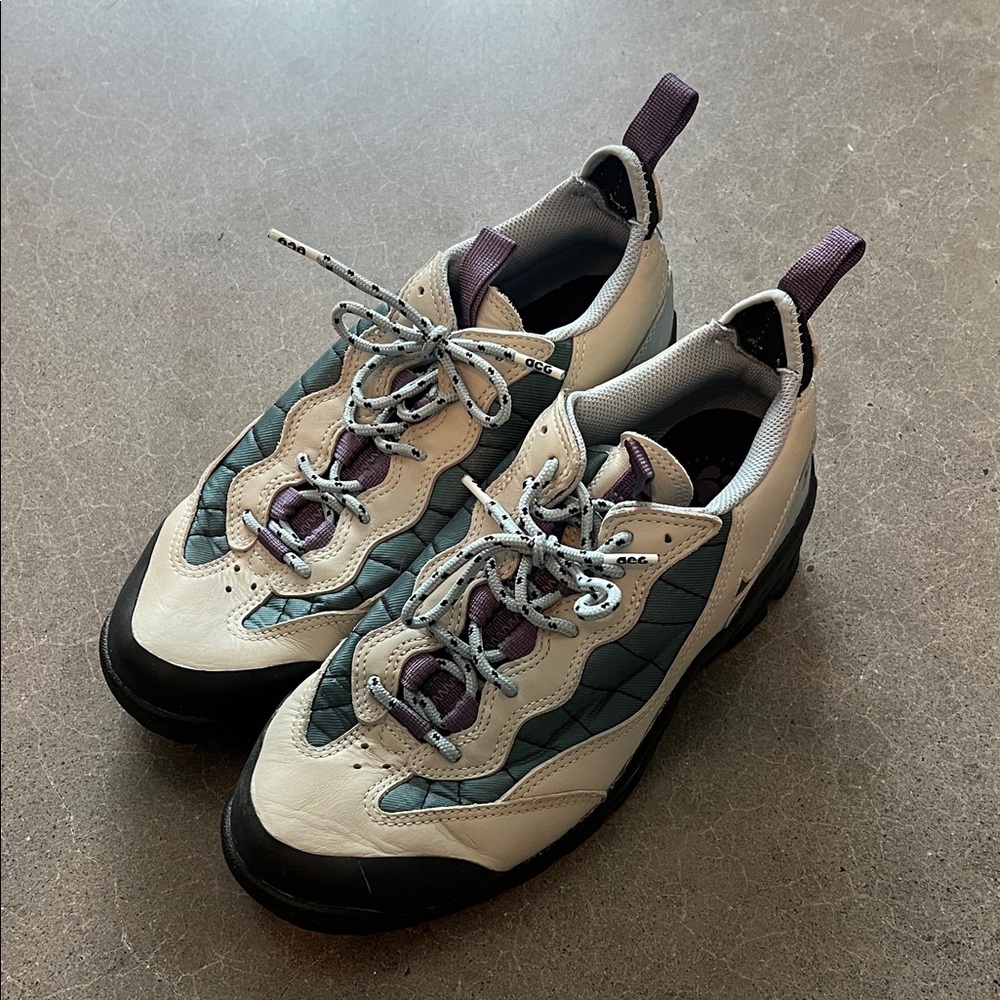 Nike ACG Cream, Teal & Purple Leather Sneakers